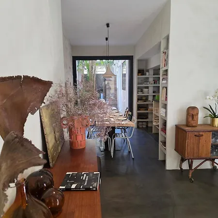Maison Des Remparts Intra-muros Spacieuse Patio Avec Bassin Wifi Parking Gratuit * Aigues-Mortes