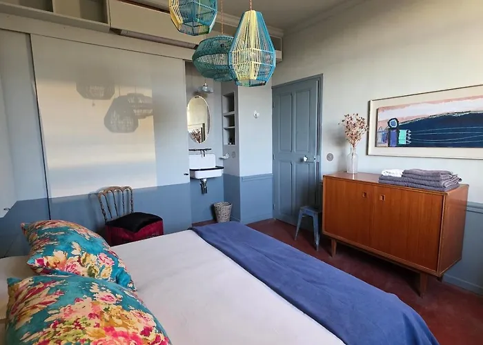 Maison Des Remparts Intra-muros Spacieuse Patio Avec Bassin Wifi Parking Gratuit Apartman